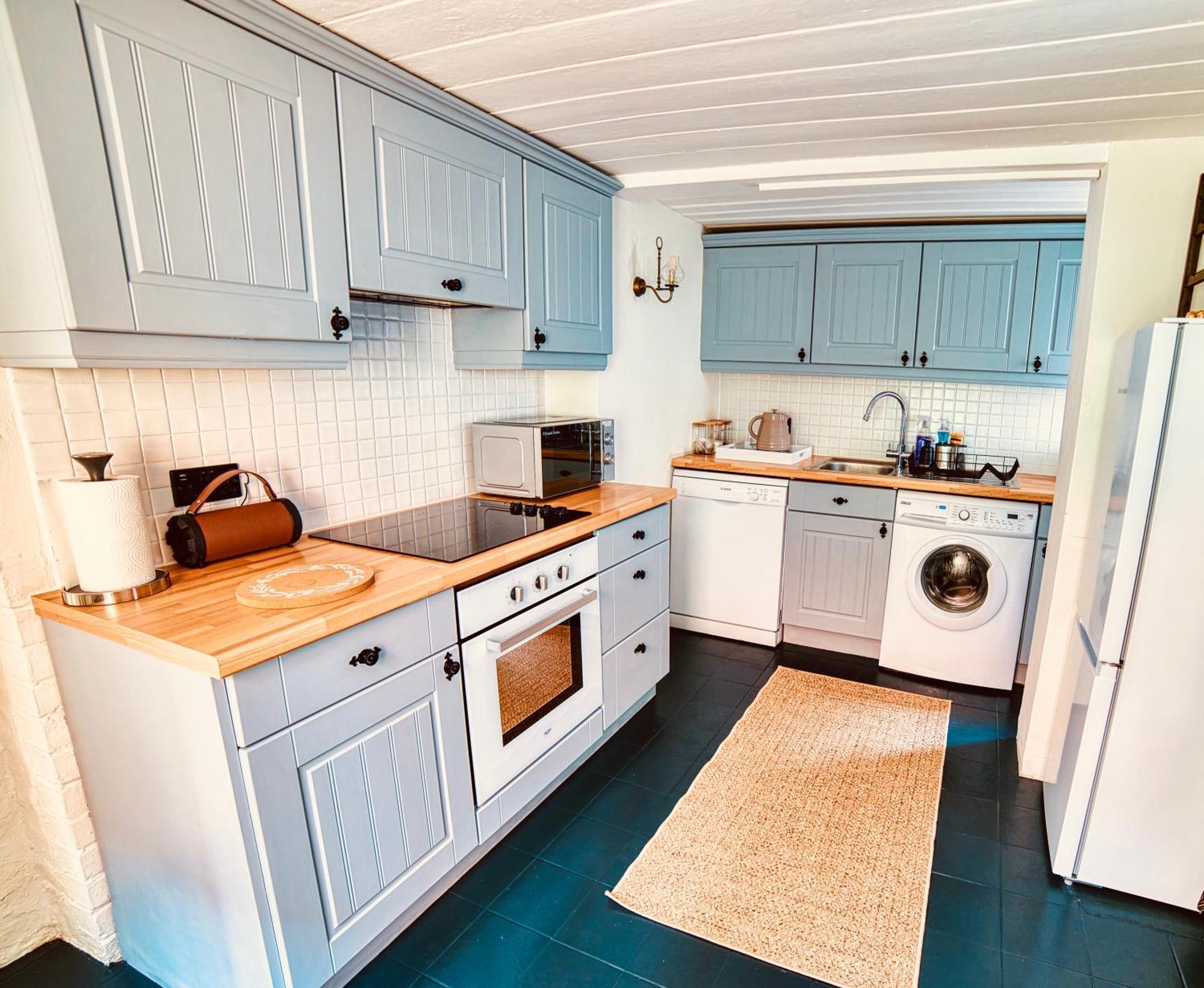 Beautiful Old Near Beach, Pubs & South Downs Vakantiehuis